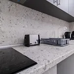 アパート Gorgeous 2-bedroom