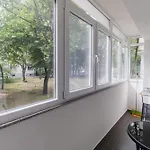 アパート Gorgeous 2-bedroom