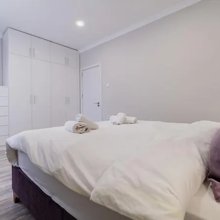 דירה Gorgeous 2-bedroom פלובדיב