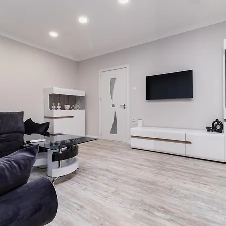 Gorgeous 2-bedroom Plowdiw